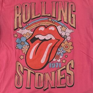 the Rolling Stones Pink woman’s tee  Graphic vintage band t-shirt